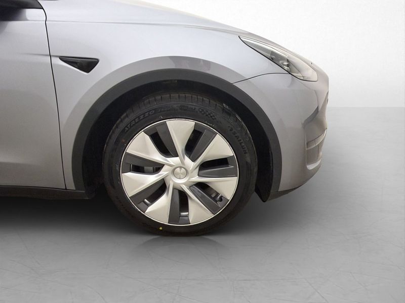 Tesla Model Y bild 29