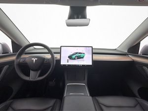 Tesla Model Y bild 14