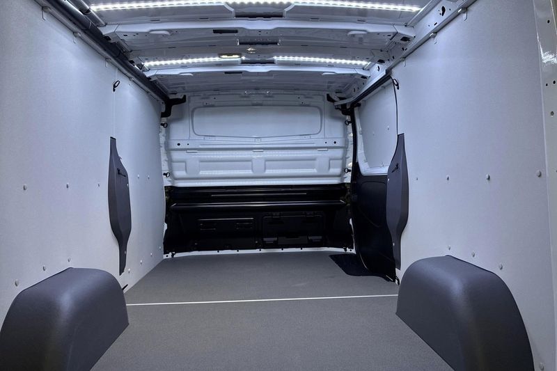 Nissan Primastar bild 10