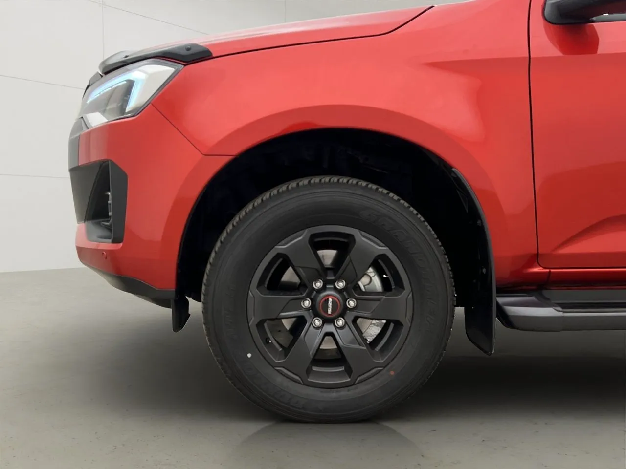 Vehicle image 32