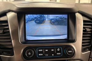 Chevrolet Suburban bild 17
