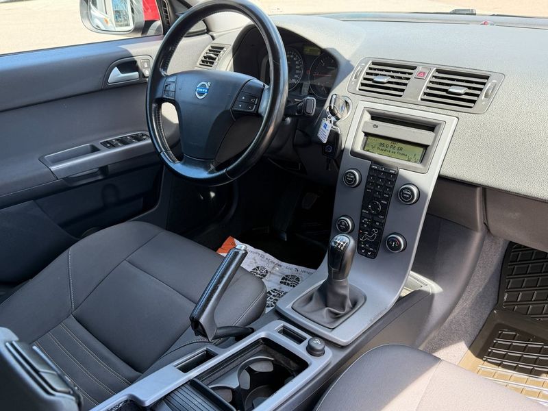 Volvo S40 bild 12