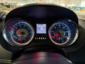 Chrysler Town & Country bild 26
