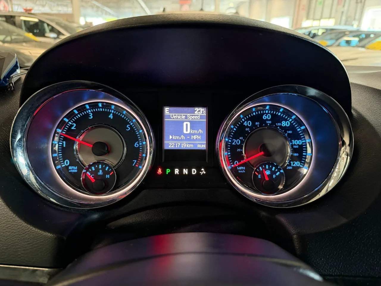 Vehicle image 25
