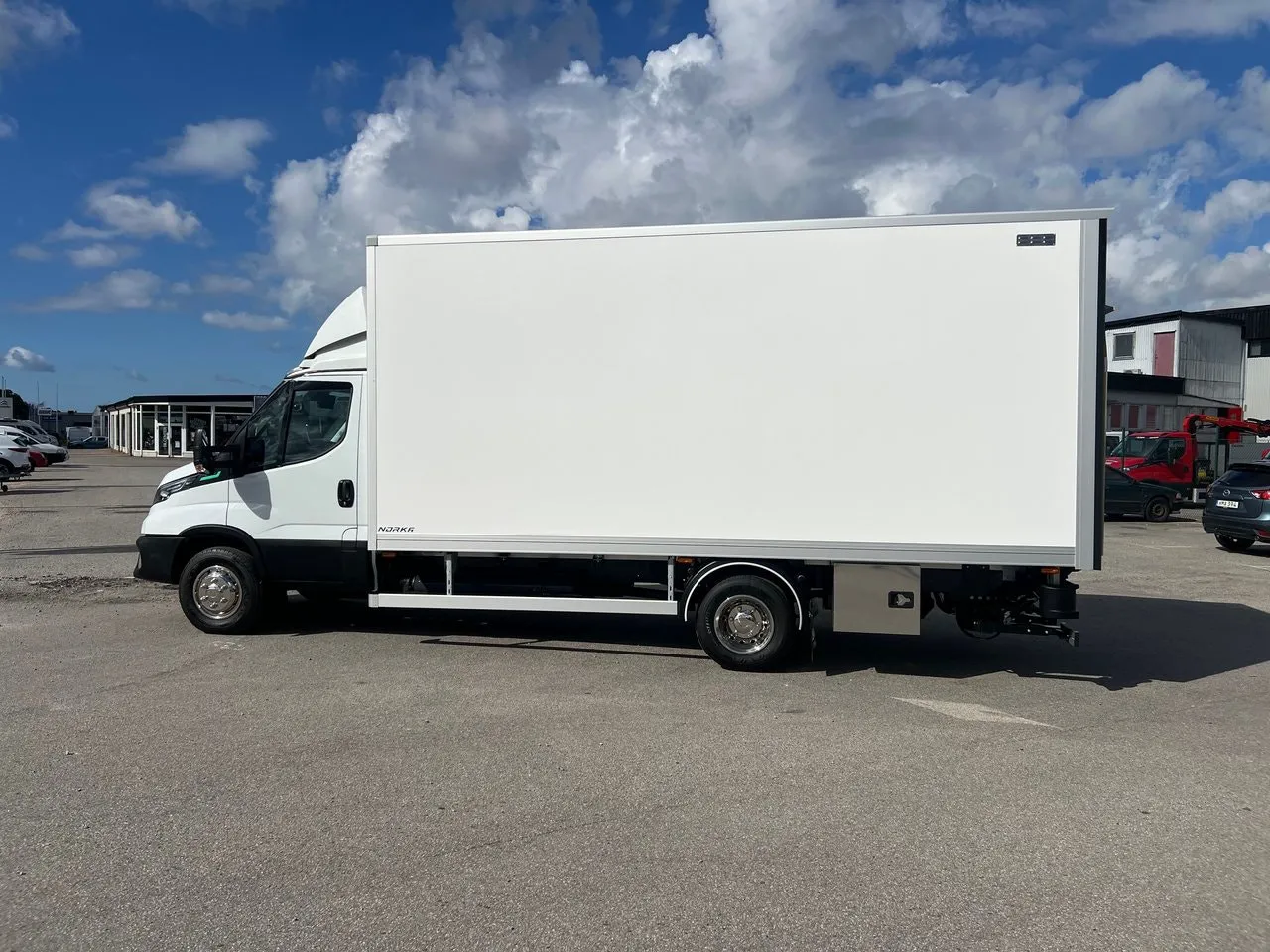 Vehicle image 20