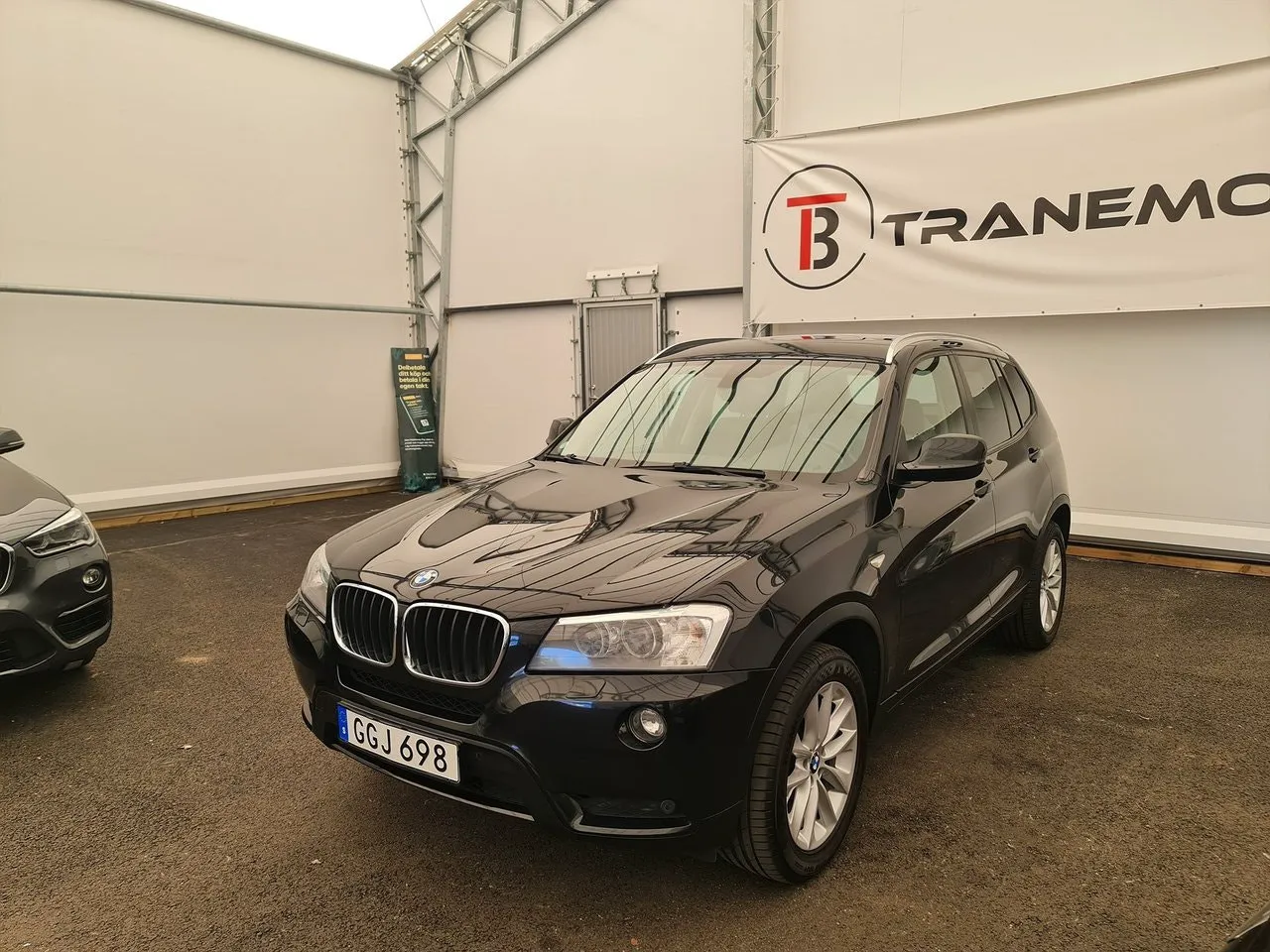 Vehicle image 8