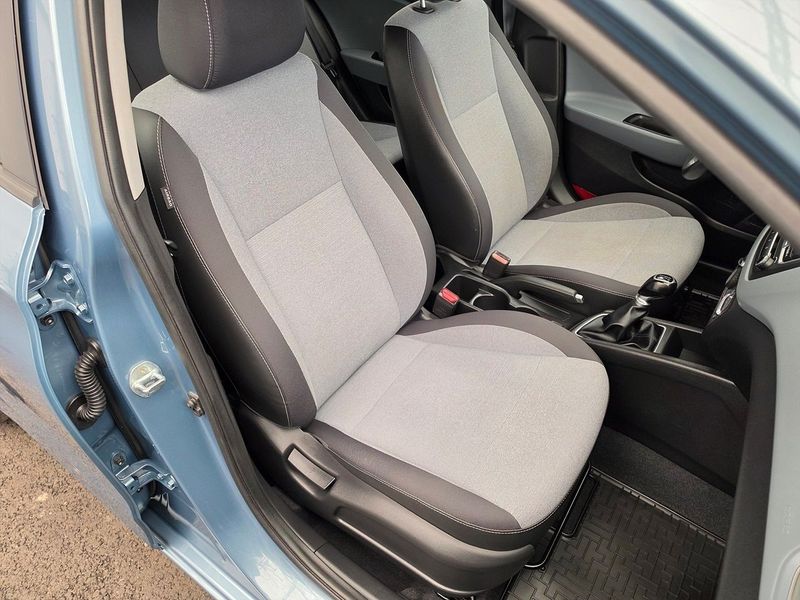 Hyundai i20 bild 12