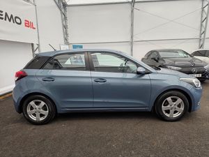 Hyundai i20 bild 2