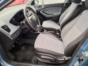 Hyundai i20 bild 17