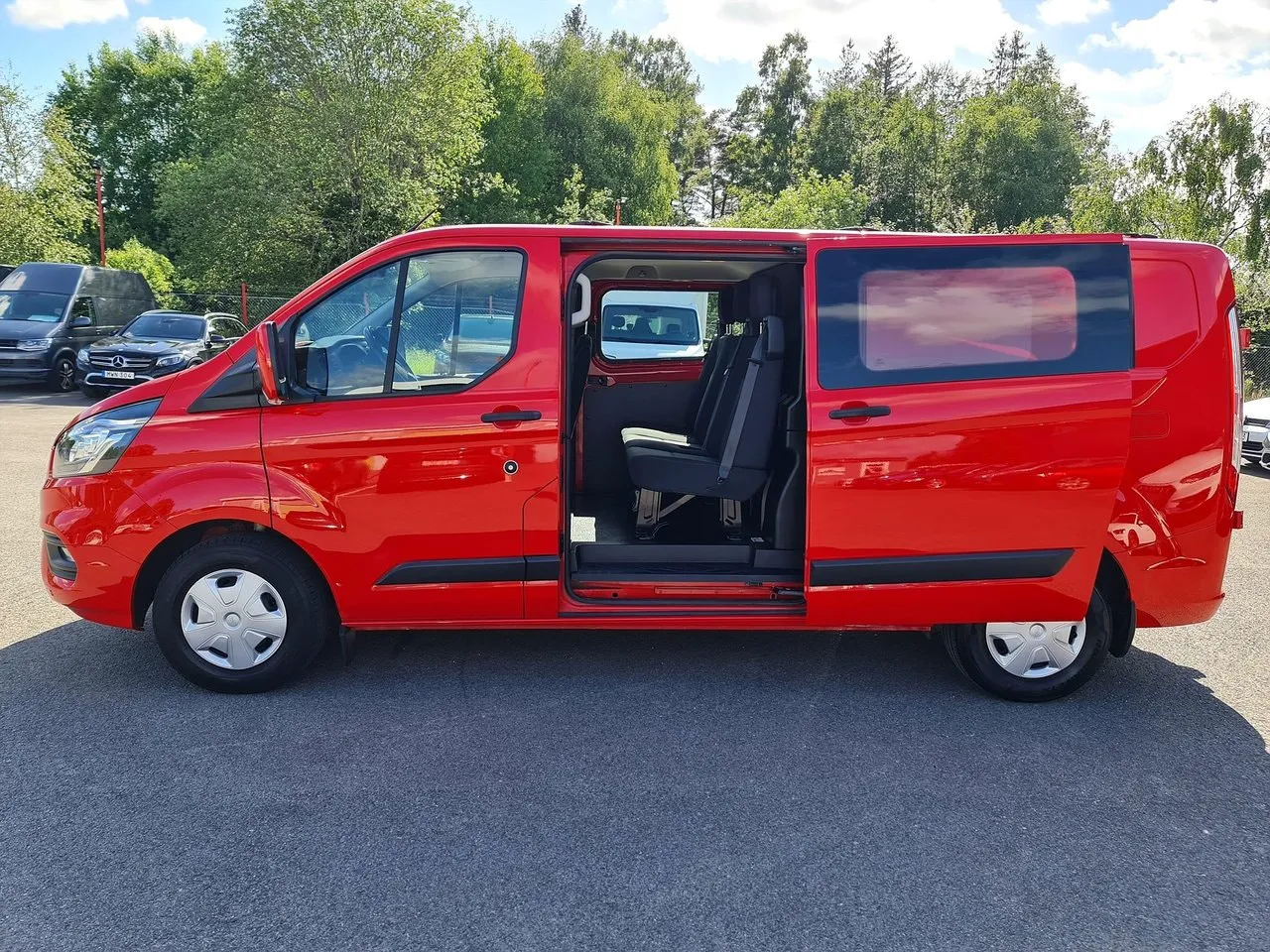 Vehicle image 8