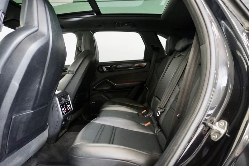 Porsche Cayenne bild 26