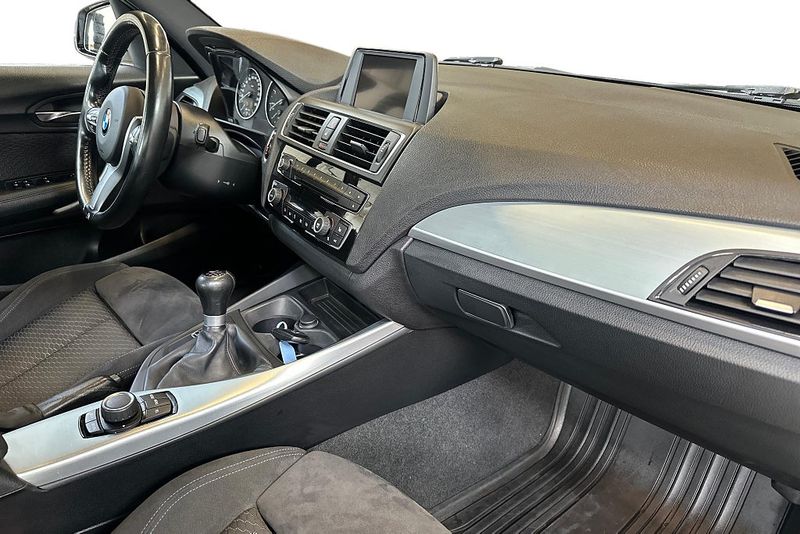 BMW 118 bild 13