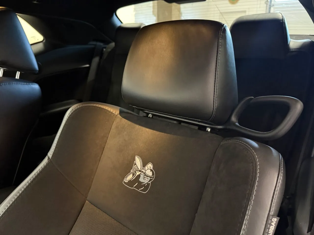Vehicle image 23