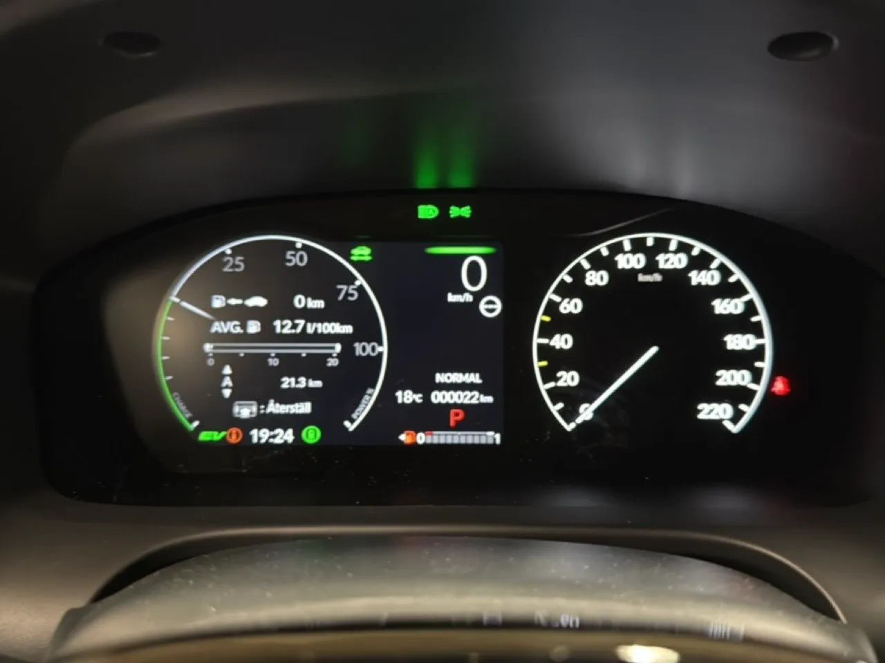 Vehicle image 9