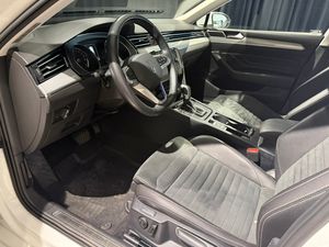 Volkswagen Passat bild 12