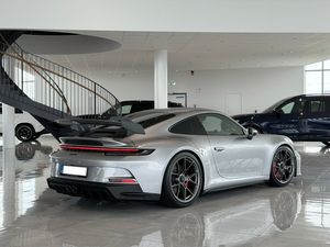 Porsche 992 bild 2