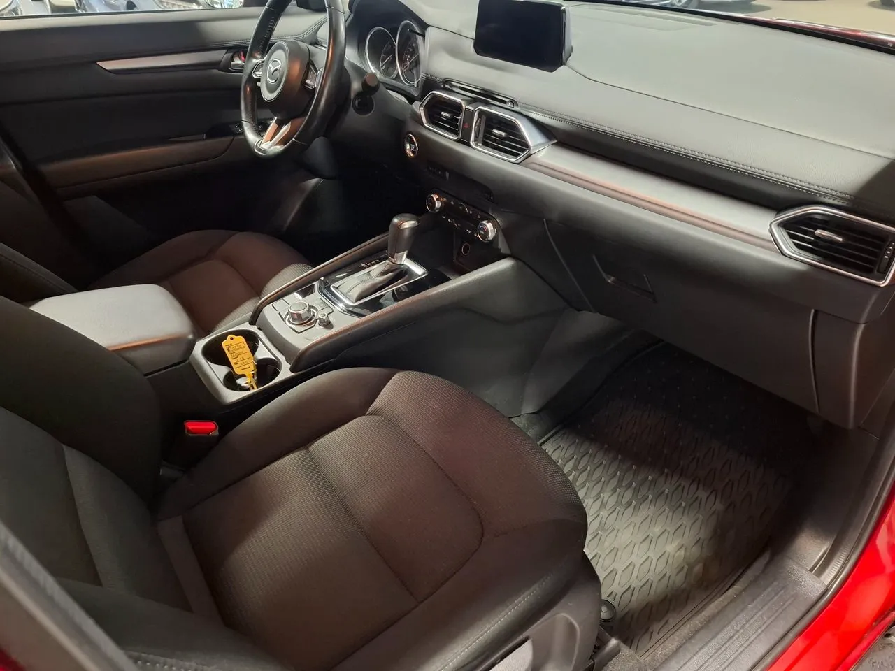 Vehicle image 13