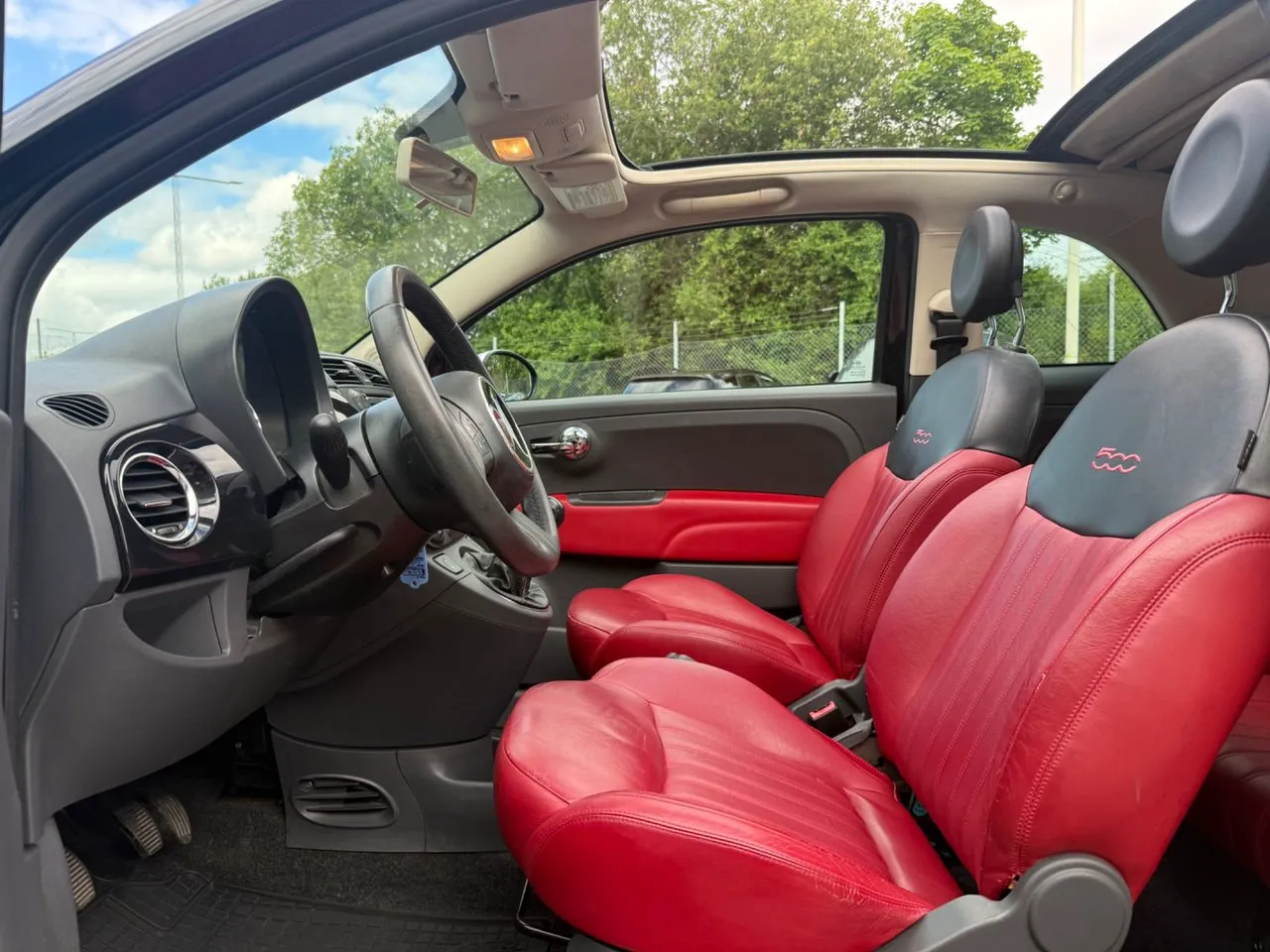 Vehicle image 12
