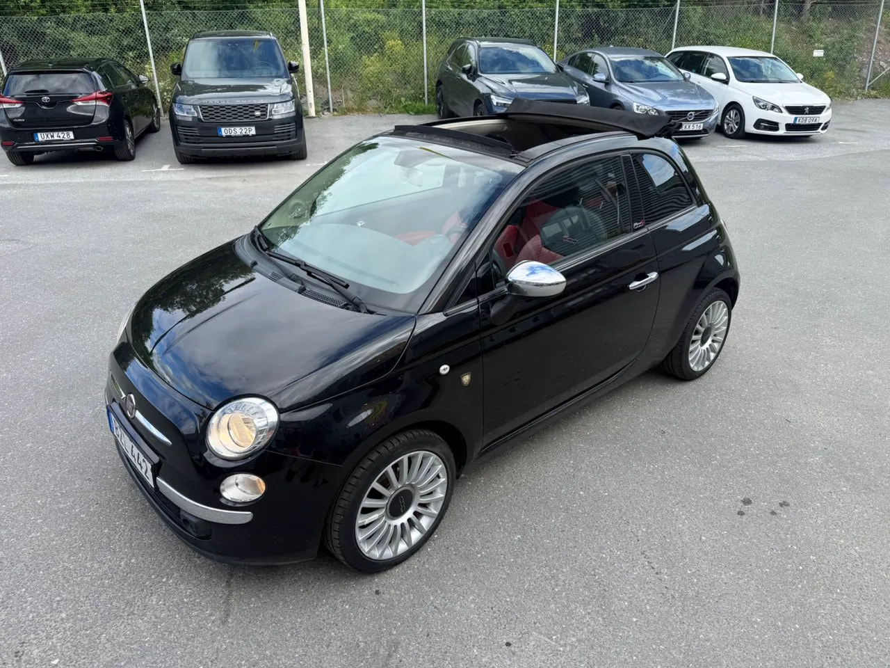 Vehicle image 11