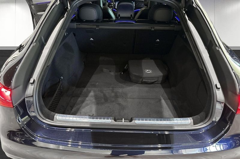 Mercedes EQS500 SUV bild 16