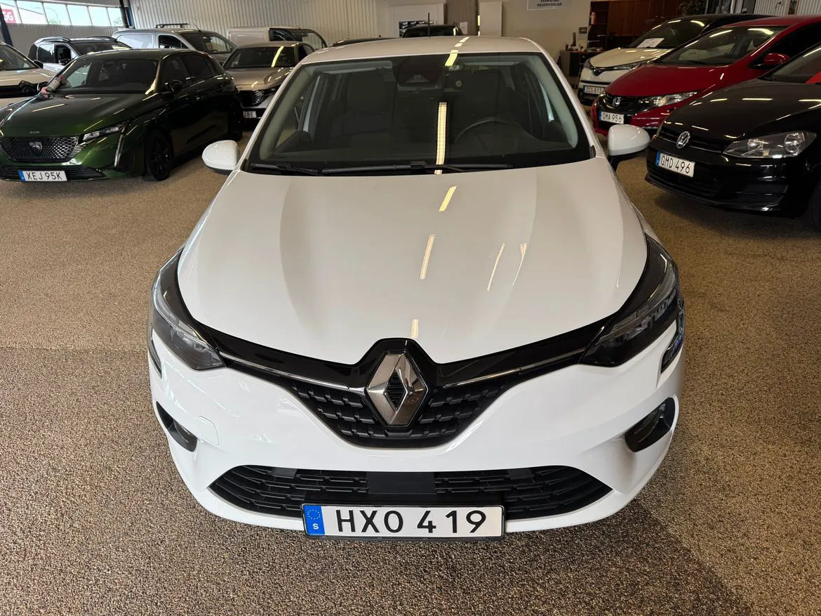 Vehicle image 7