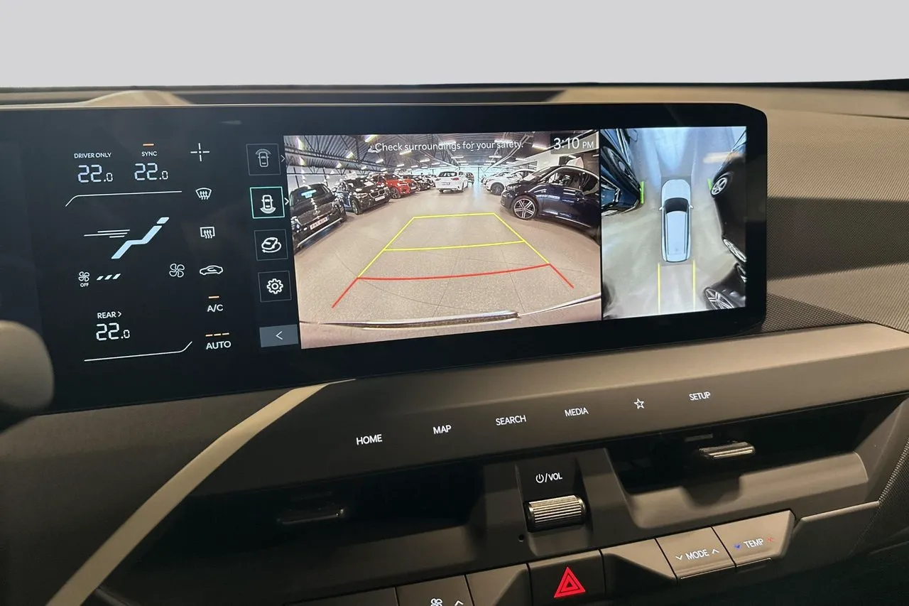 Vehicle image 21
