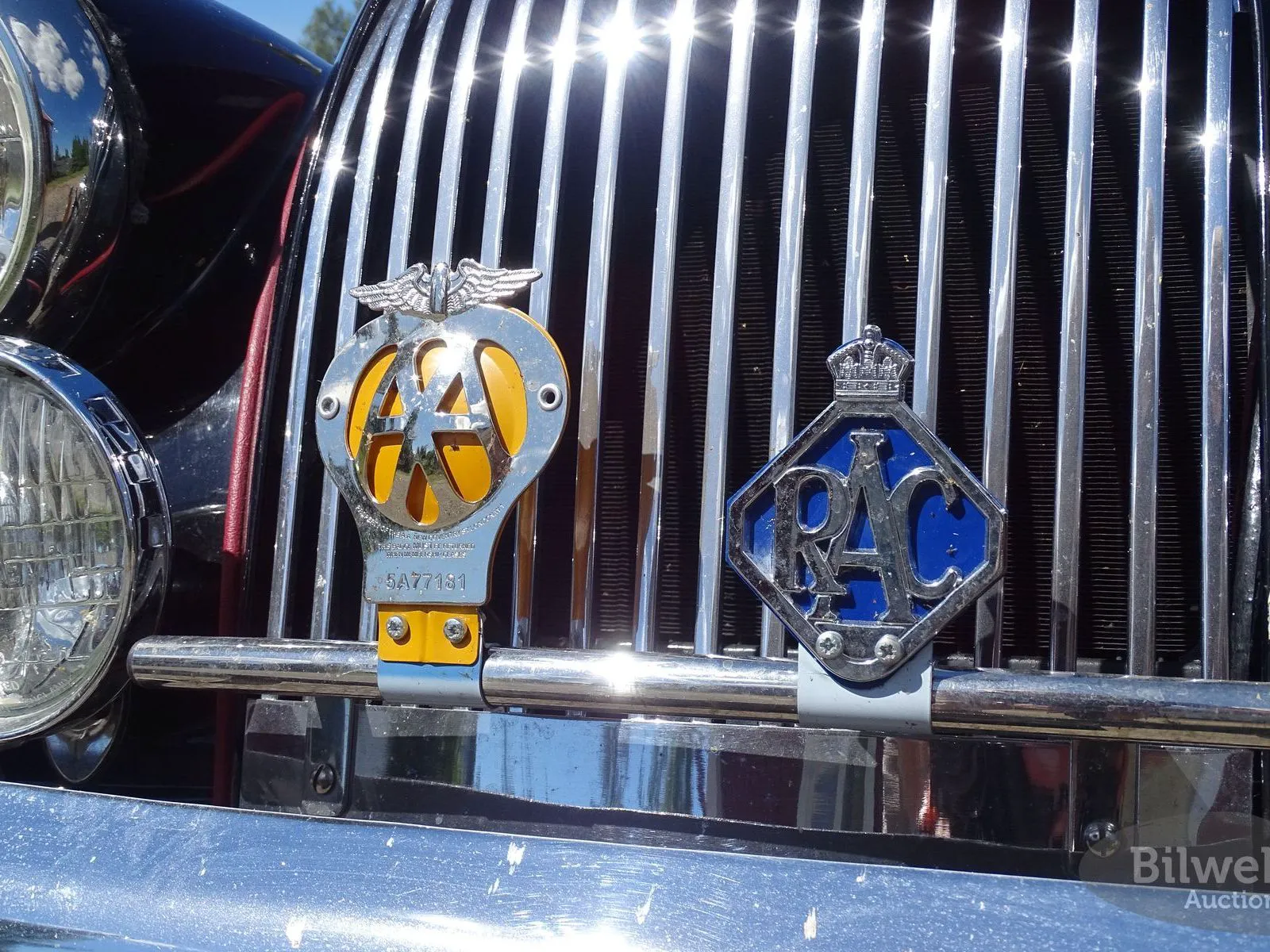 Vehicle image 7