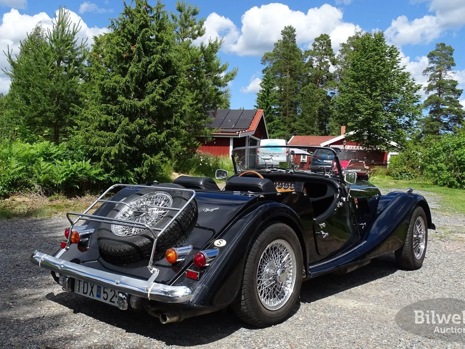 Vehicle image 40
