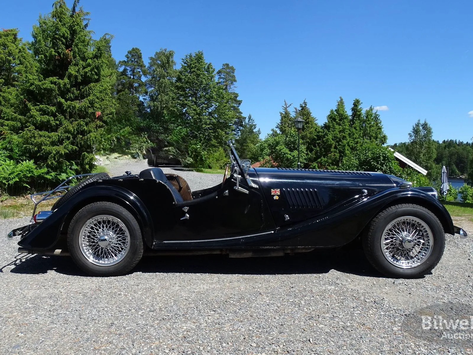 Vehicle image 23