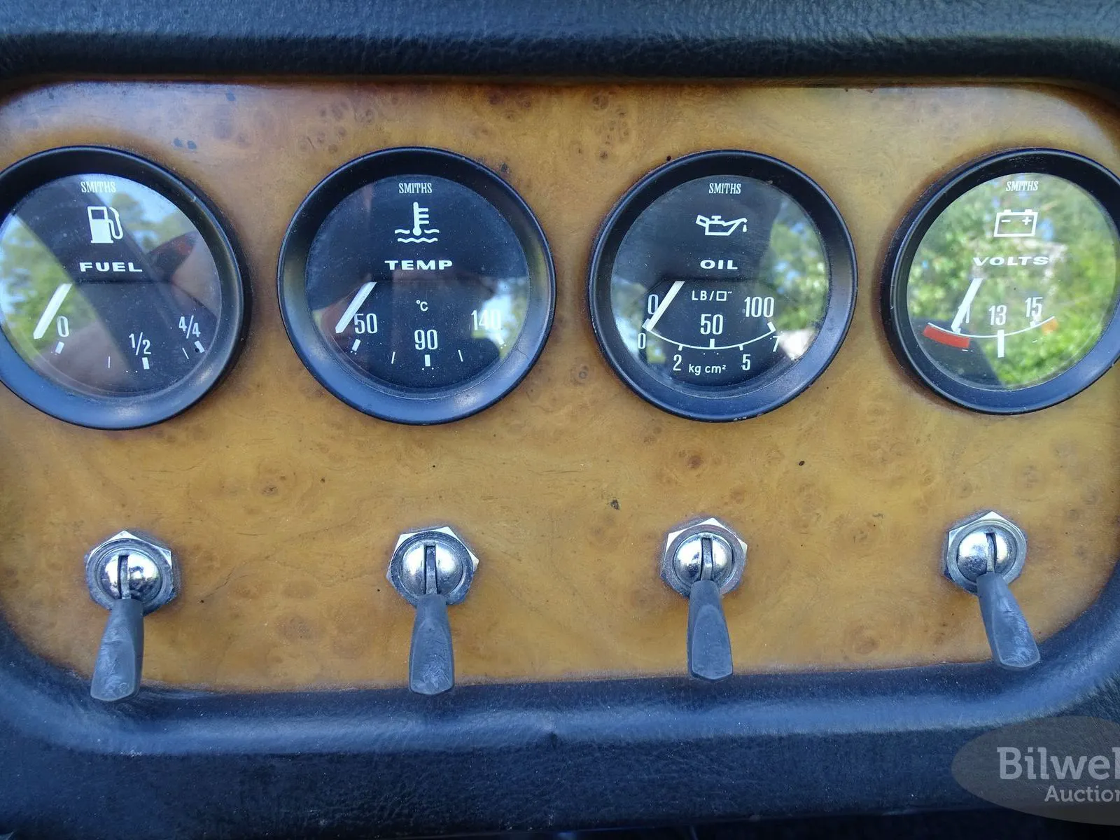 Vehicle image 66