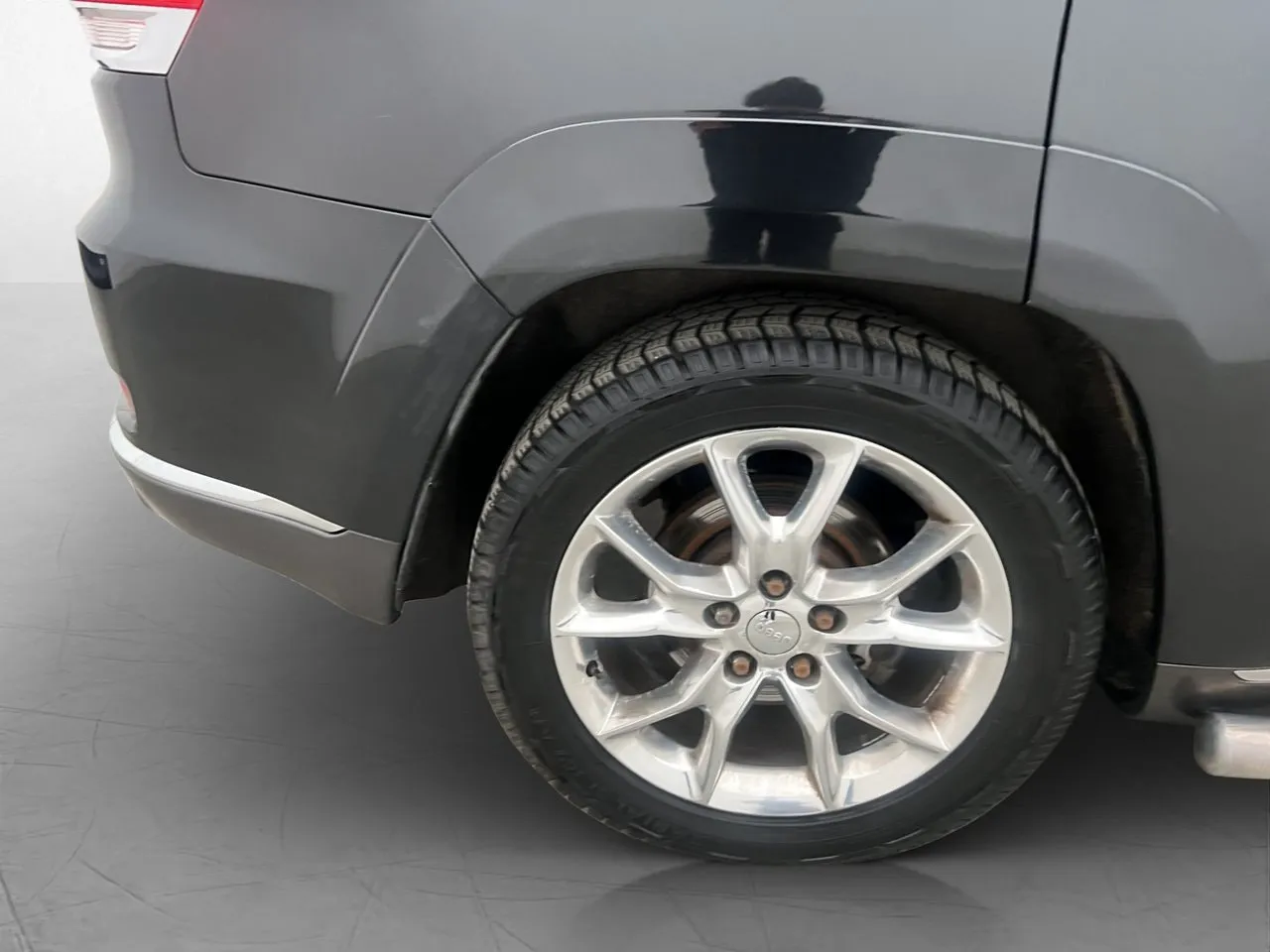 Vehicle image 20