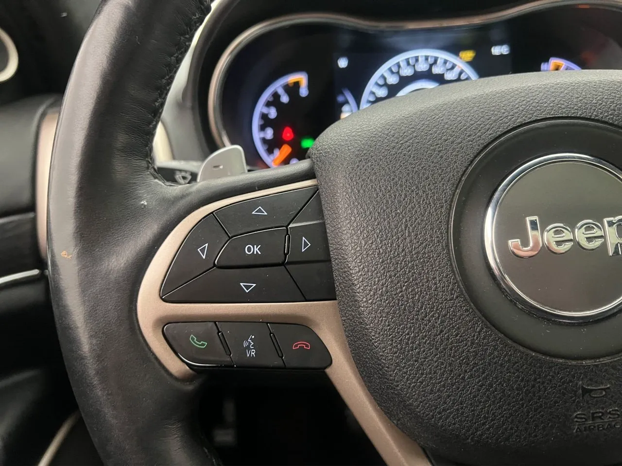 Vehicle image 14