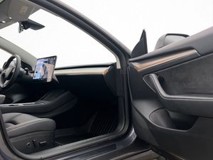 Tesla Model 3 bild 16