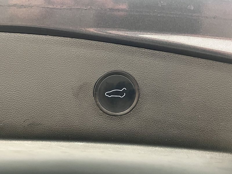 Tesla Model 3 bild 30