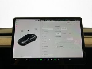 Tesla Model 3 bild 25