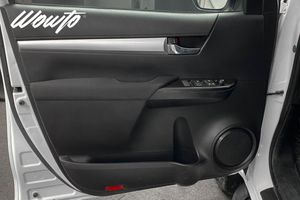 Toyota Hilux bild 10