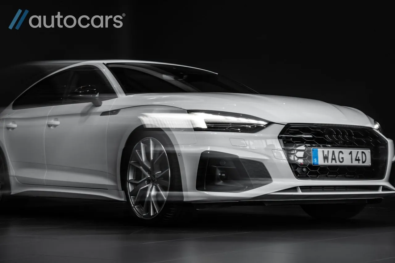 Vehicle image 35