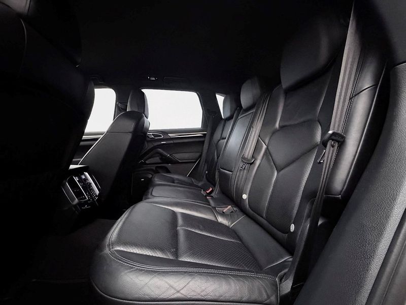 Porsche Cayenne bild 15