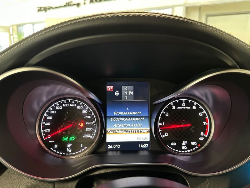 Mercedes GLC43 AMG bild 32