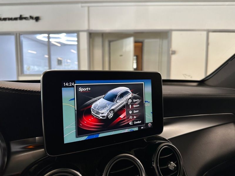 Mercedes GLC43 AMG bild 24