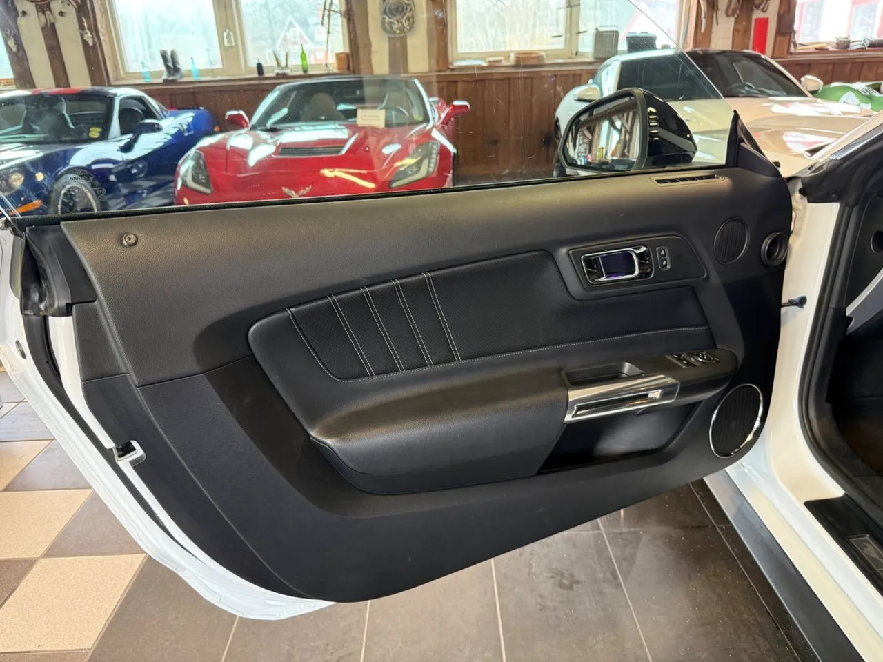 Vehicle image 20