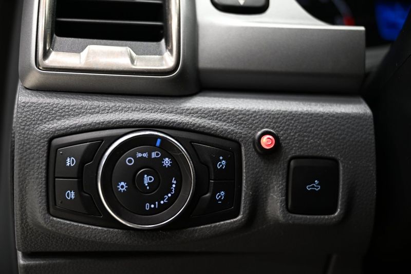 Ford Ranger bild 24