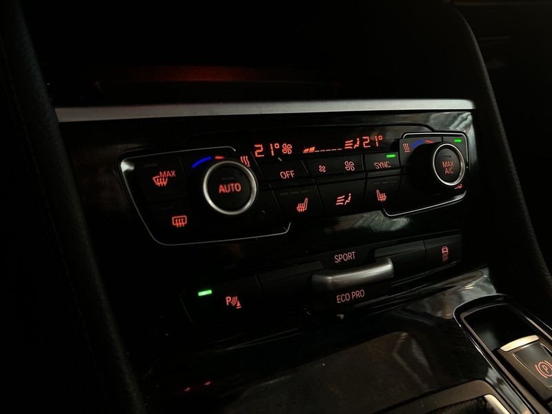 BMW 220 bild 18
