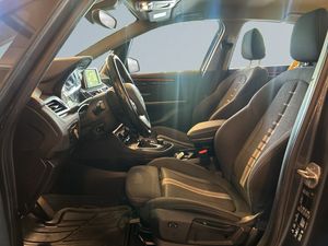 BMW 220 bild 13