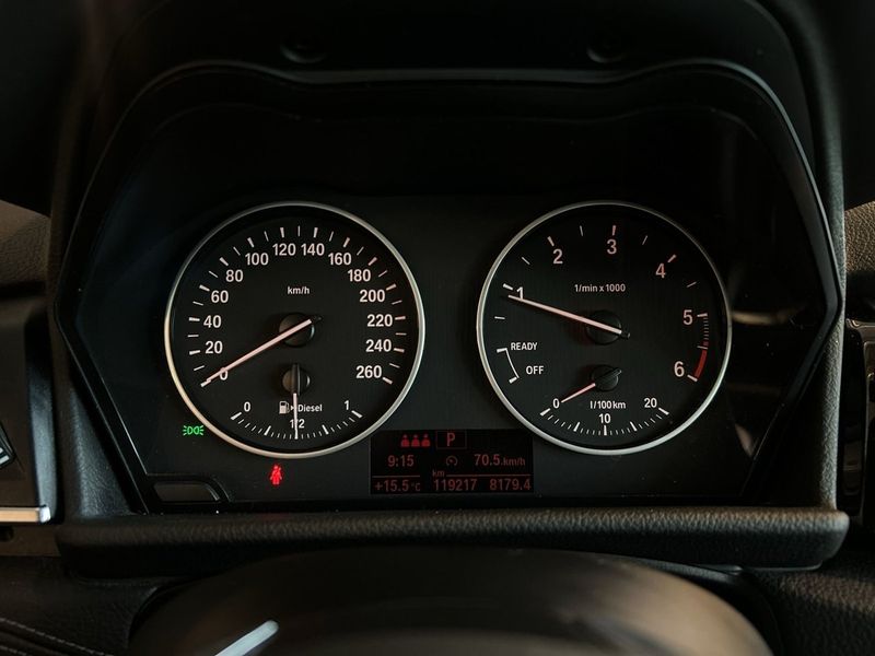BMW 220 bild 17