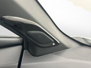 Toyota C-HR bild 12