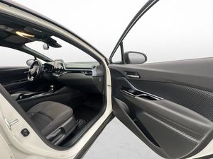 Toyota C-HR bild 28