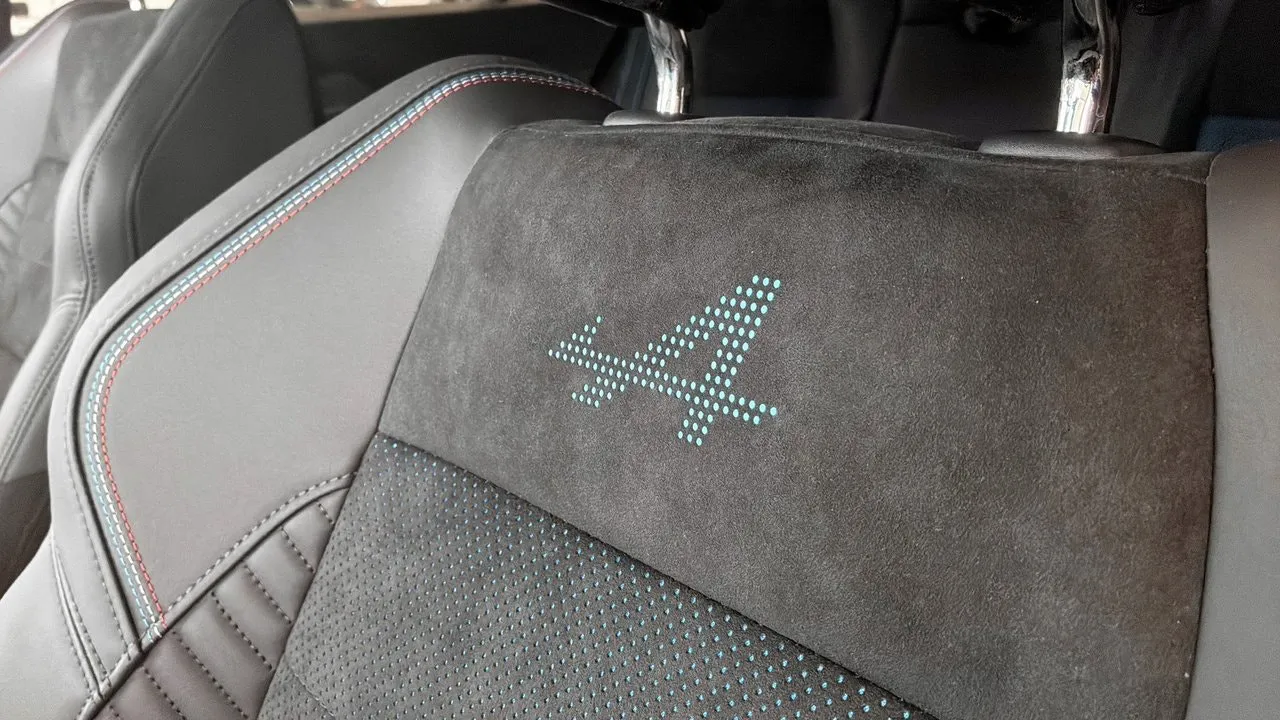 Vehicle image 22