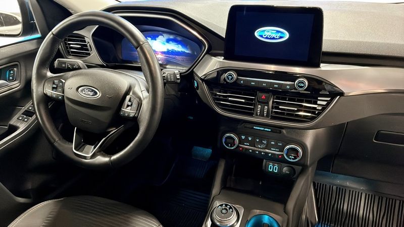 Ford Kuga bild 4