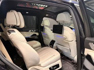 BMW X7 bild 9